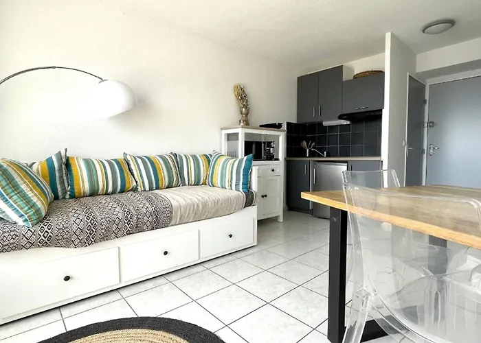 Rénové Avec Piscine Commune, 4 Couchages, Climatisé, Wifi, Terrasse Vue - Fr-1-748-3 Apartamento